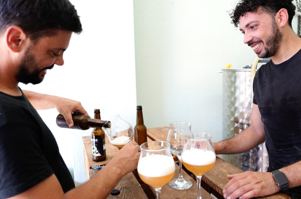 Terza birra e brindisi di saluto