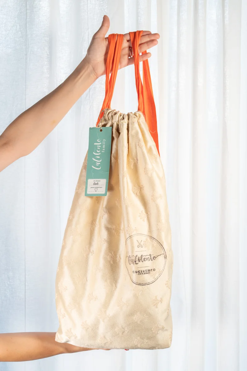 Sali - Bag That Becomes a Lightweight Backpack 2