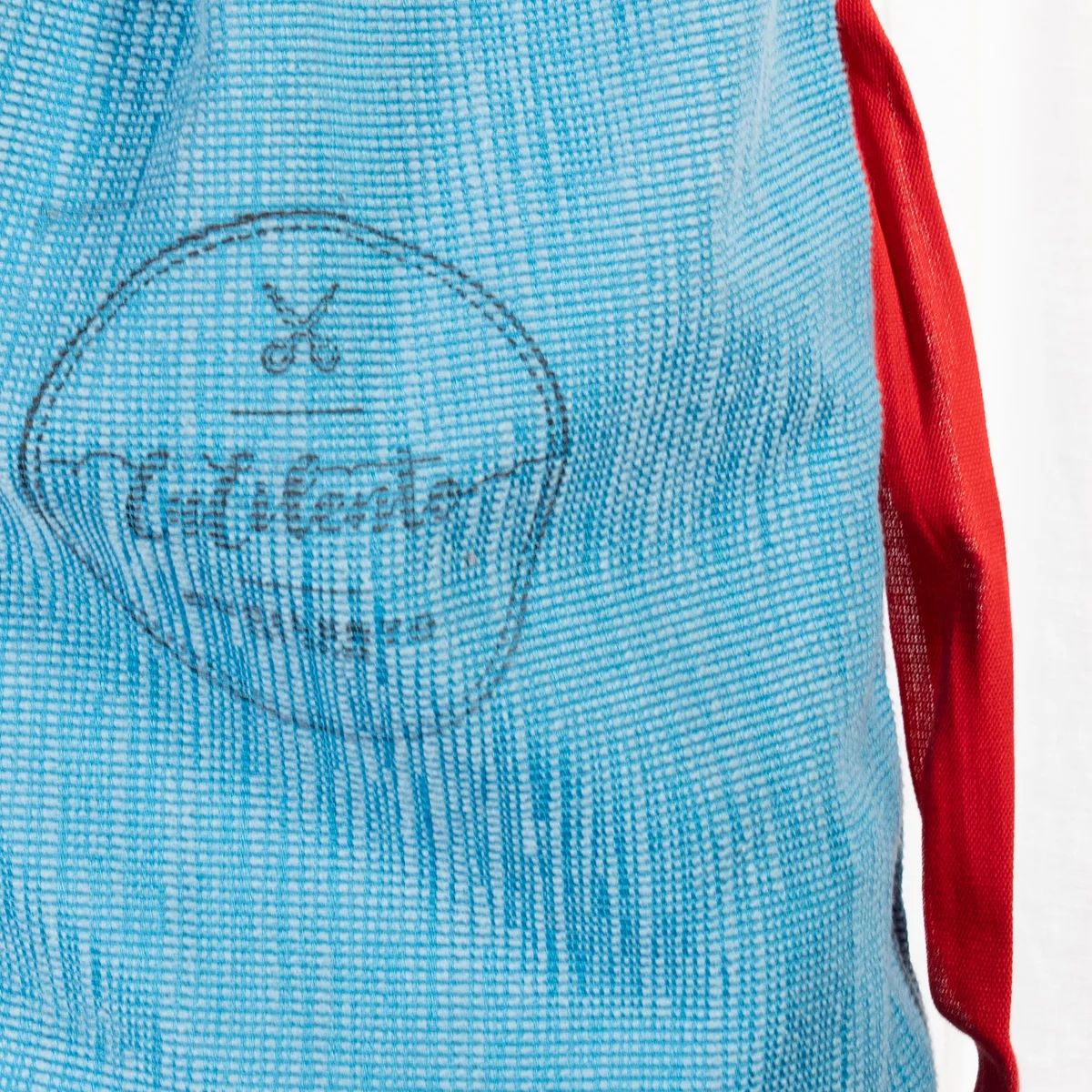 Sali - Bag That Becomes a Lightweight Backpack 3