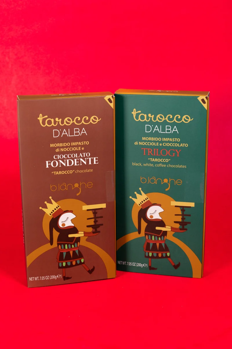"Tarocco" Hazelnut and Dark Chocolate Bar 200g 5